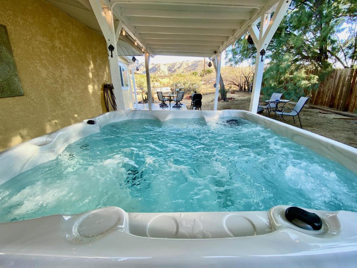 Float Pool, Hot Tub, Sauna, Views, Telescope-Skywatchers Haven Джошуа-Трі Екстер'єр фото